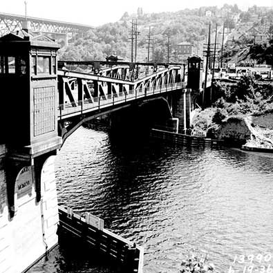 old black and white photo of the Fremont bridge